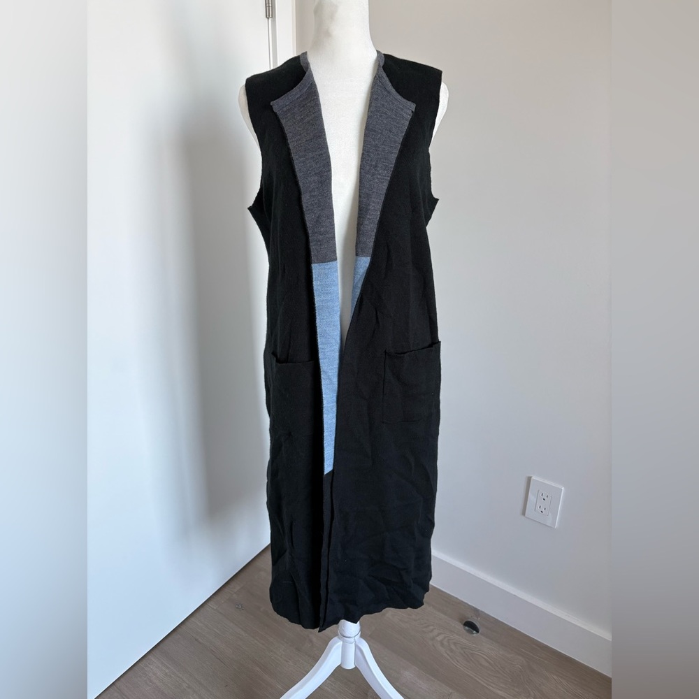 Adrienne Vittadini women’s long Vest